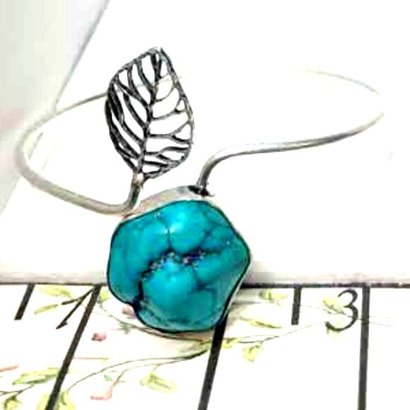 Mod Leaf Turquoise Howlite Rock 925 Wire Bracelet - Picture 11 of 11